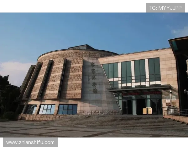 梅州客家文化深度探析：历史渊源、风俗传承与现代发展的融合之路